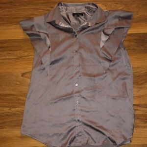 Silky Banana Republic Ruffle Sleeve Button-up